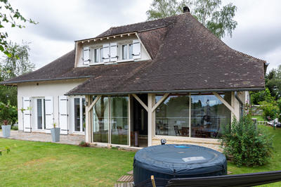 Maison - 175 m² - 8 pièces