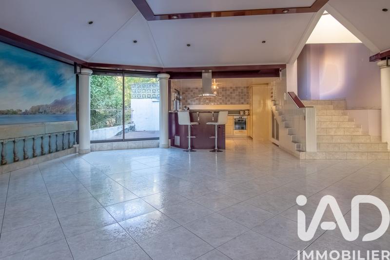 Appartement - 113 m² - 3 pièces