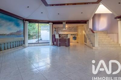 Appartement - 113 m² - 3 pièces