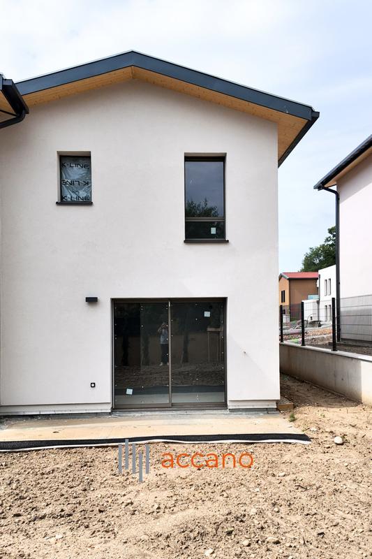 Maison - 100 m² - 4 pièces