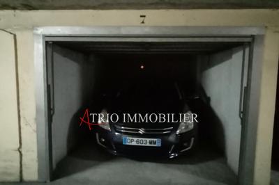 Parking / Garage - 12 m²