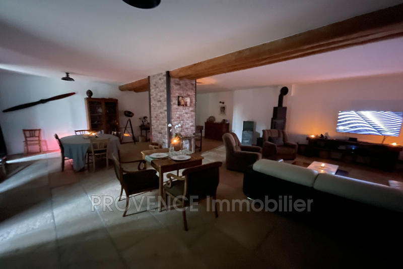 Bastide - 790 m² - 24 pièces