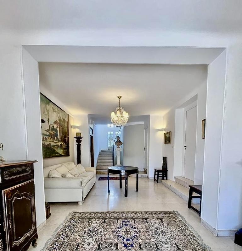 Maison bourgeoise - 300 m² - 5 pièces