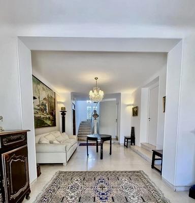 Maison bourgeoise - 300 m² - 5 pièces