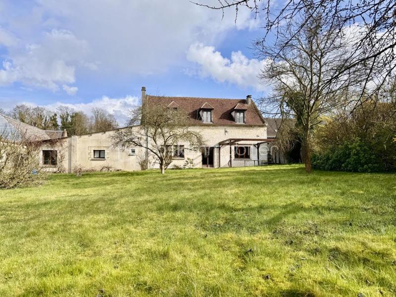 Demeure - 170 m² - 7 pièces