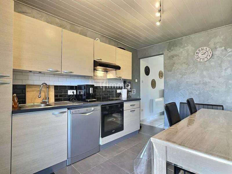 Maison - 85 m² - 5 pièces
