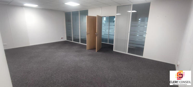 Bureau - 491 m²