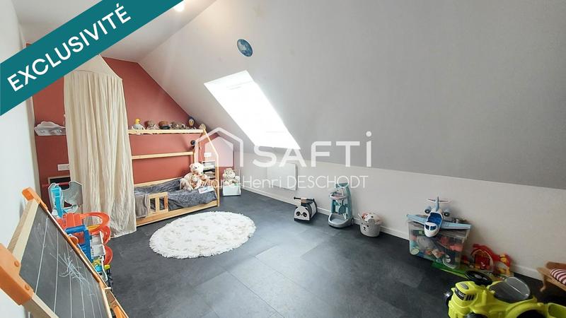 Maison - 94 m² - 5 pièces