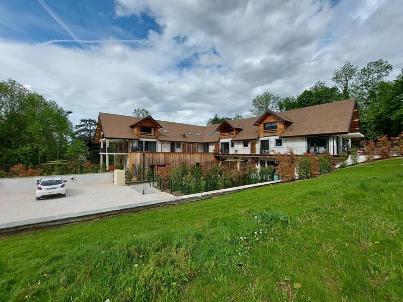 Appartement - 94 m² - 3 pièces