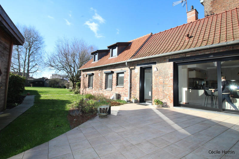 Maison ancienne - 167 m² - 6 pièces