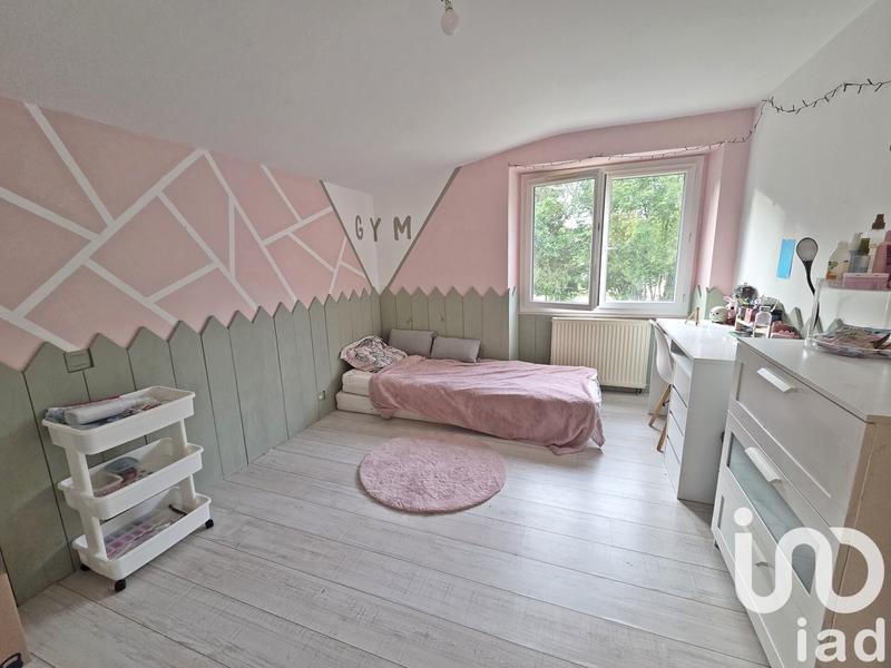 Maison - 270 m² - 10 pièces