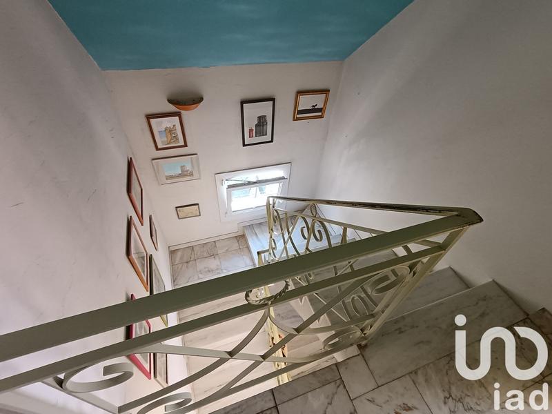 Maison - 181 m² - 7 pièces