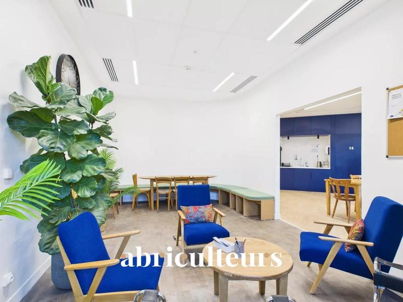 Bureau - 155 m² - 2 pièces