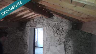 Maison - 280 m² - 9 pièces