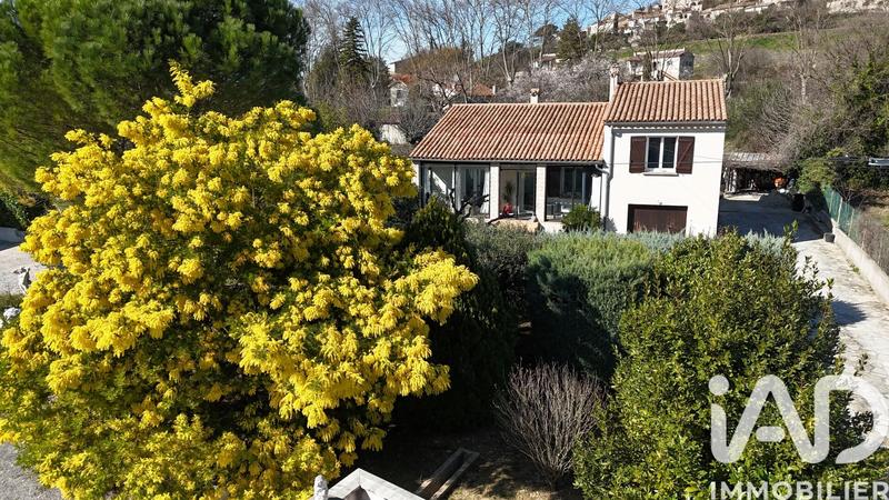 Maison - 102 m² - 5 pièces