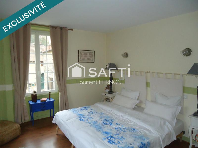 Maison de maîtres - 253 m² - 8 pièces