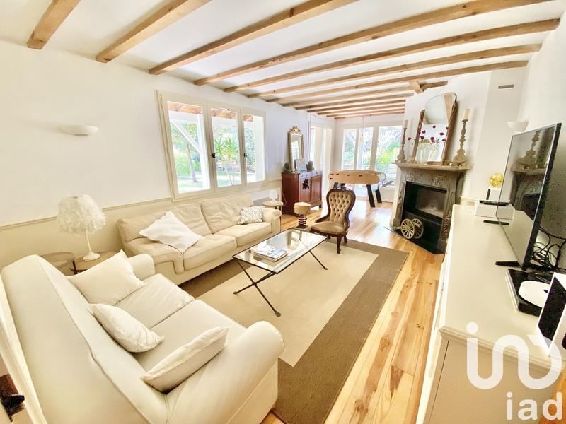 Maison - 215 m² - 7 pièces