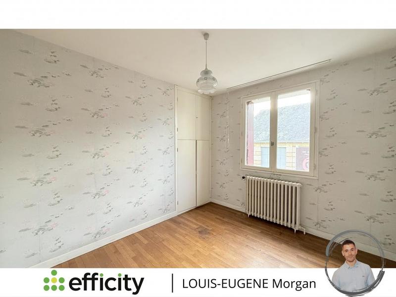 Maison - 151 m² - 8 pièces