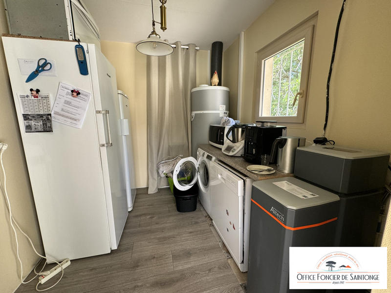 Maison traditionnelle - 240 m² - 8 pièces