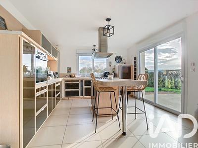 Maison - 135 m² - 6 pièces