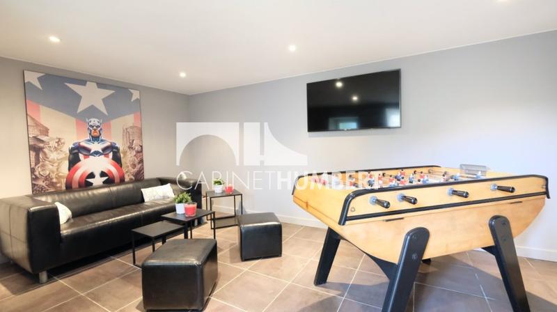 Appartement - 206 m² - 5 pièces