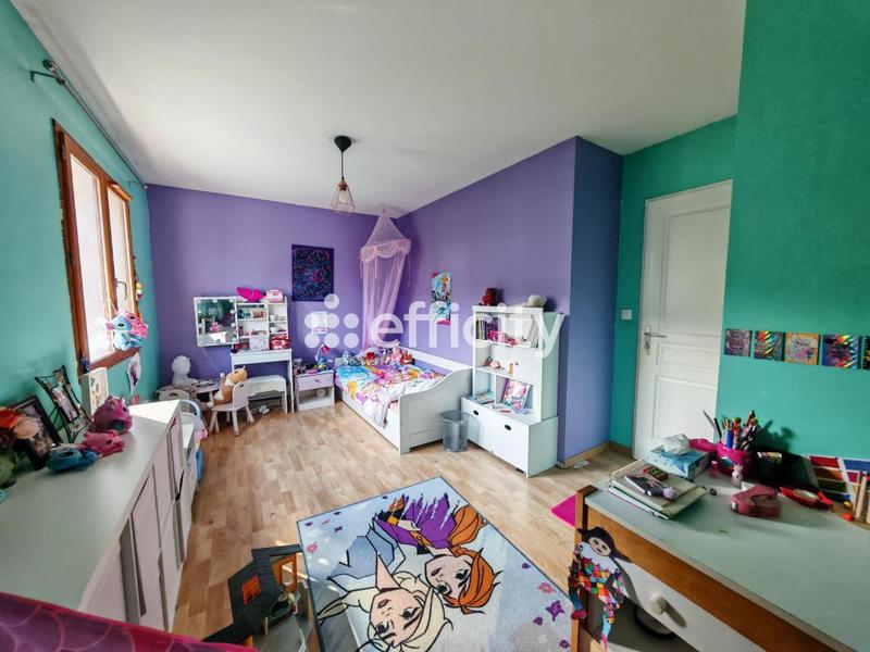 Maison - 144 m² - 7 pièces