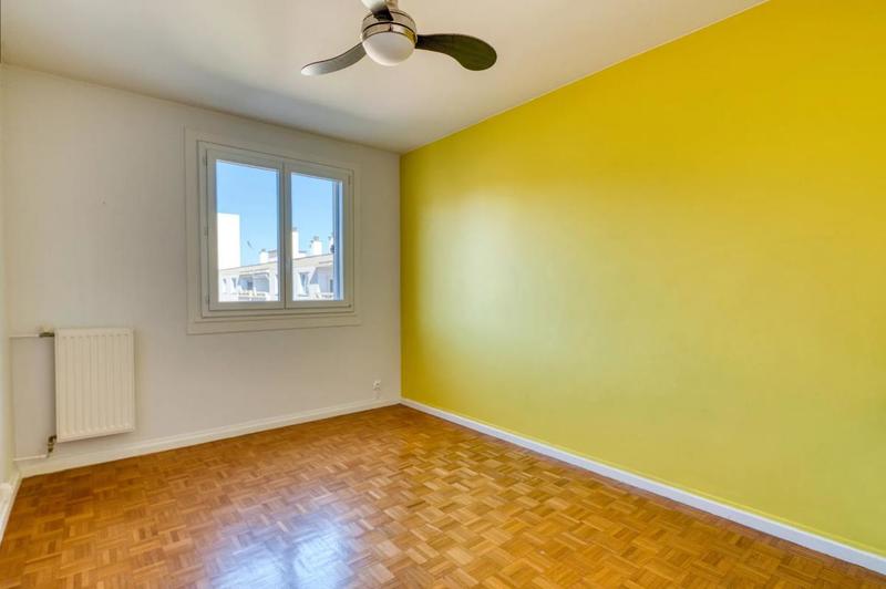 Appartement - 81 m² - 3 pièces