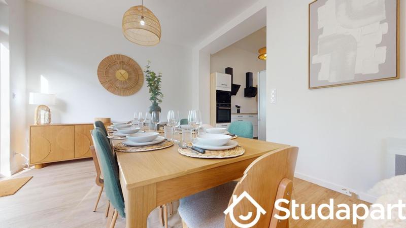 Chambre - 11 m² - 1 pièce