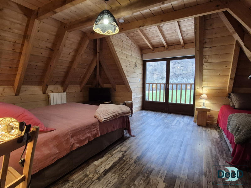 Maison - 140 m² - 4 pièces