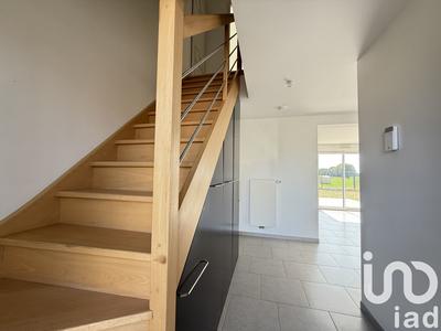 Maison - 99 m² - 4 pièces