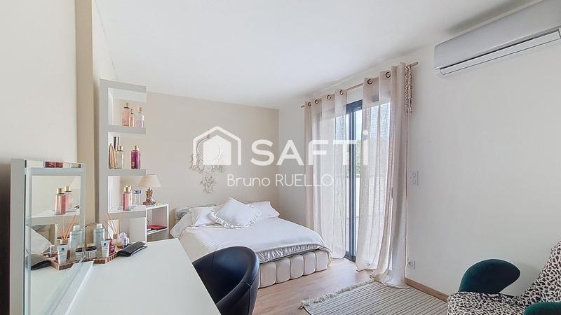 Maison - 128 m² - 5 pièces