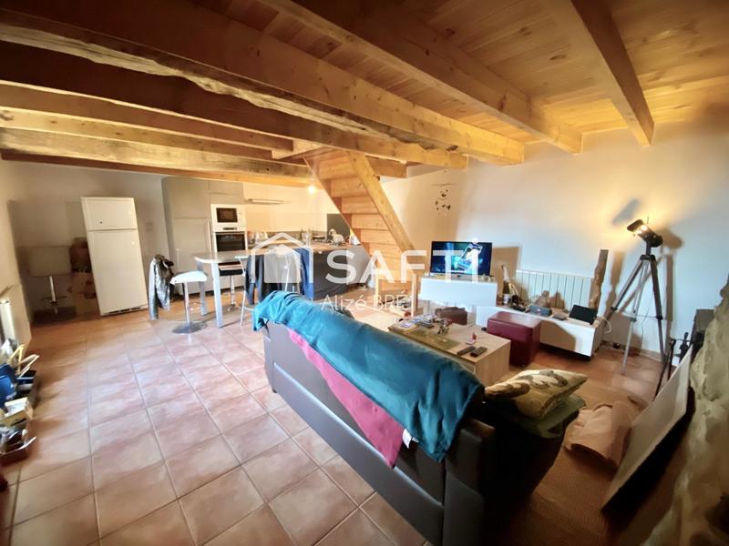 Propriété - 211 m² - 9 pièces