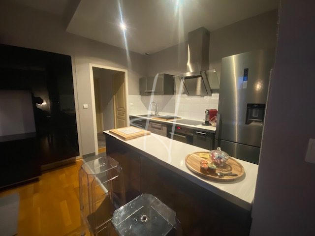 Appartement - 65 m² - 2 pièces