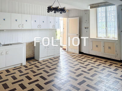 Maison - 192 m² - 7 pièces