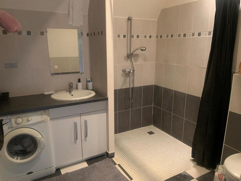 Maison - 230 m² - 10 pièces