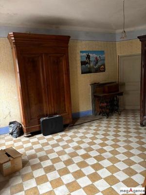 Maison - 323 m² - 12 pièces