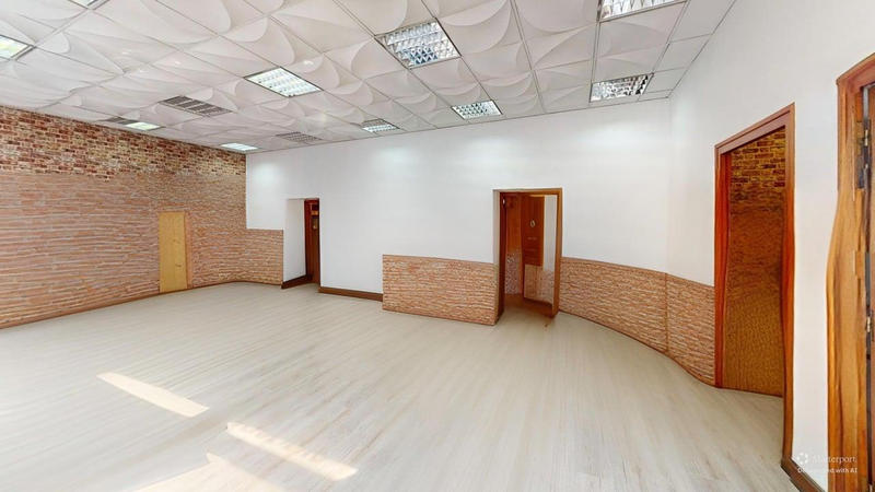 Immeuble - 143 m² - 7 pièces