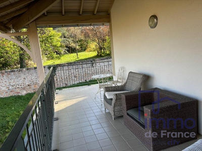 Appartement - 115 m² - 4 pièces