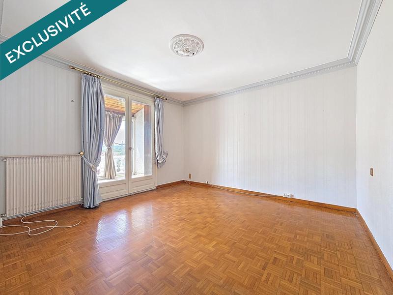 Maison - 227 m² - 9 pièces