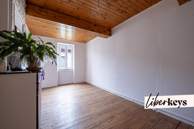 Maison de village - 215 m² - 6 pièces