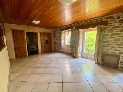 Maison - 107 m² - 5 pièces