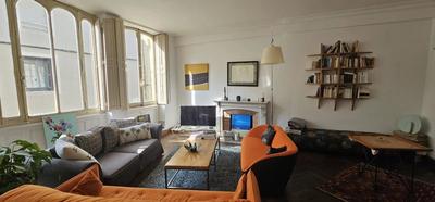 Hôtel particulier - 240 m² - 5 pièces