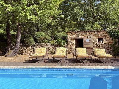 Maison - 231 m² - 11 pièces