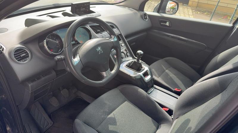 Peugeot 5008 1.6 Thp 155 Allure