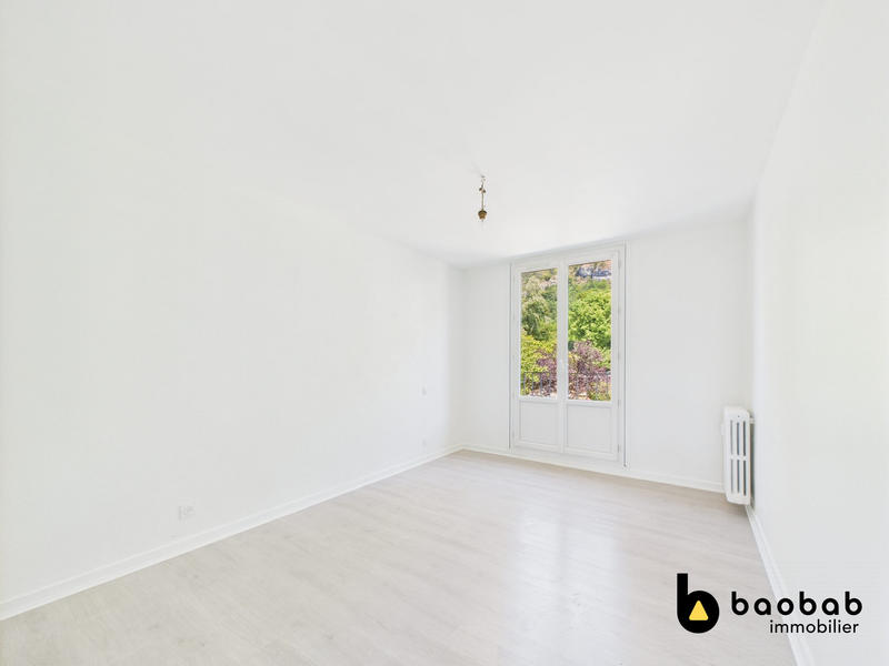 Appartement - 81 m² - 4 pièces