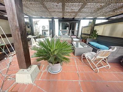 Appartement - 85 m² - 3 pièces