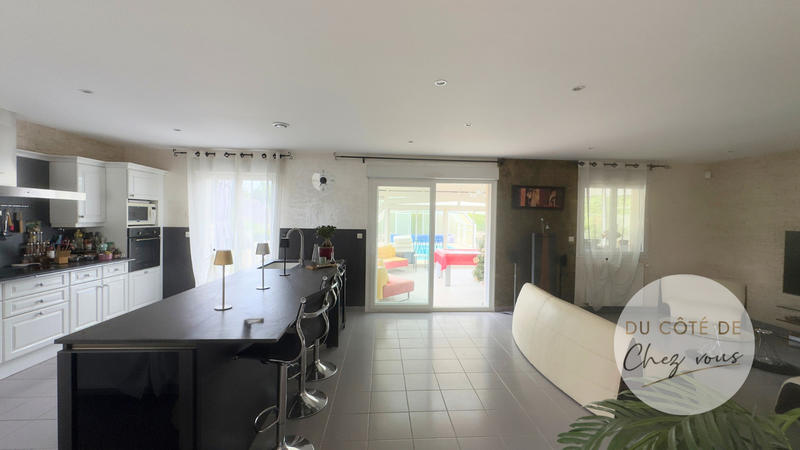 Villa - 138 m² - 6 pièces