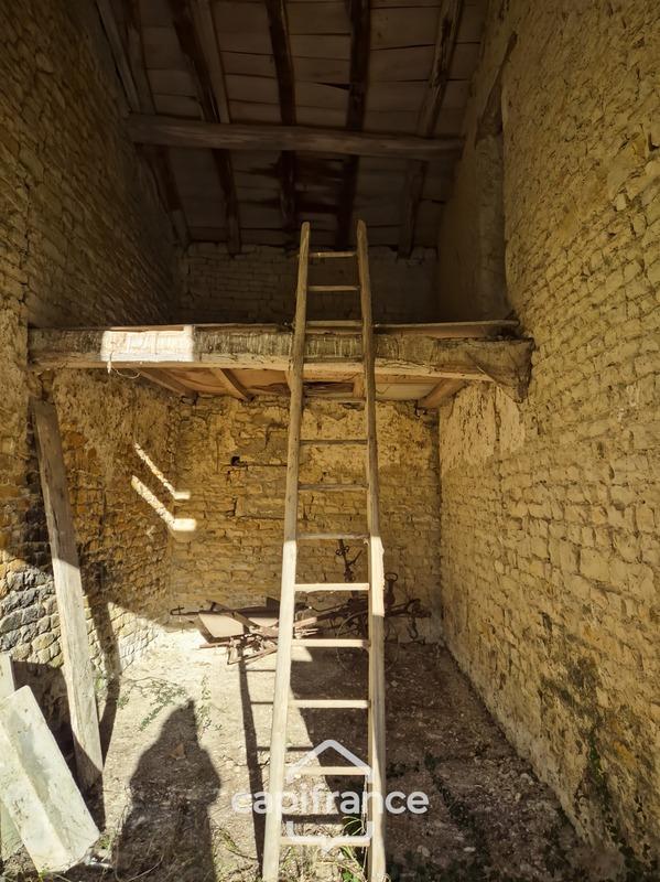 Grange - 33 m² - 1 pièce