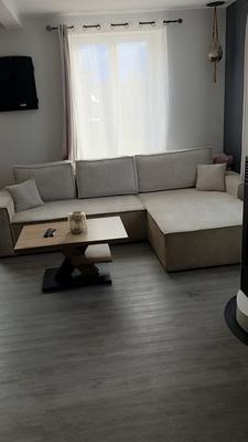 Maison - 99 m² - 5 pièces