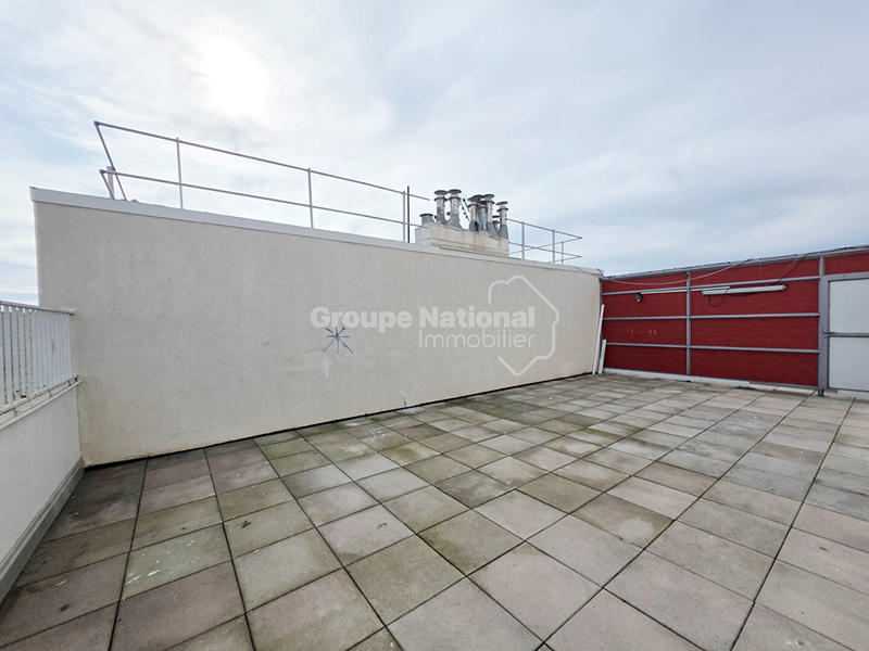 Appartement - 99 m² - 5 pièces